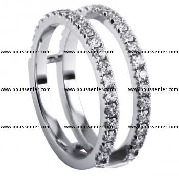wedding duo-band castle set with brilliant cut diamonds and below attached with small rounded bars for an engagement ring