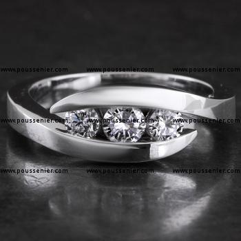 trilogy ring with brilliant cut diamonds slim embraced set in between the band