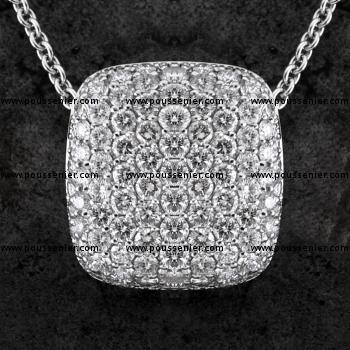 square rounded pavée pendant with brilliant cut diamonds