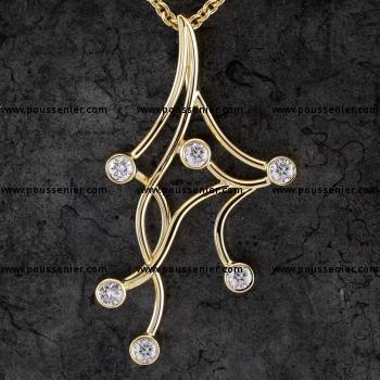 cluster pendant with brilliant cut diamonds set in pots on a round wire structure